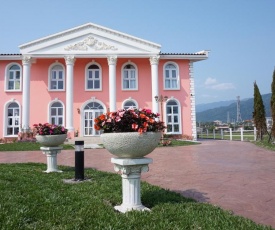 Decoupage Manor