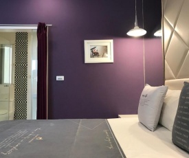 8 Door Guest House