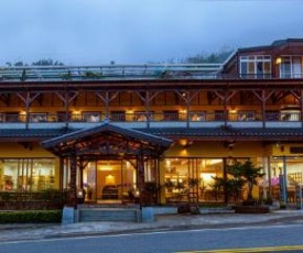 Dragon Manor Resort