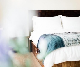 Haku Beach Days Inn