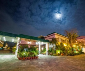 Mesasa Garden Motel