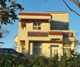 New Zhilan B&B
