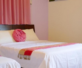 Plum Blossom Inn Homestay
