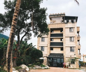 Propitious Castle B&B