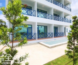 Bay Villa Hall