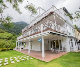 Songhe ShanShuei B&B