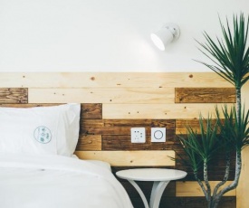 Yellow's Kenting B&B